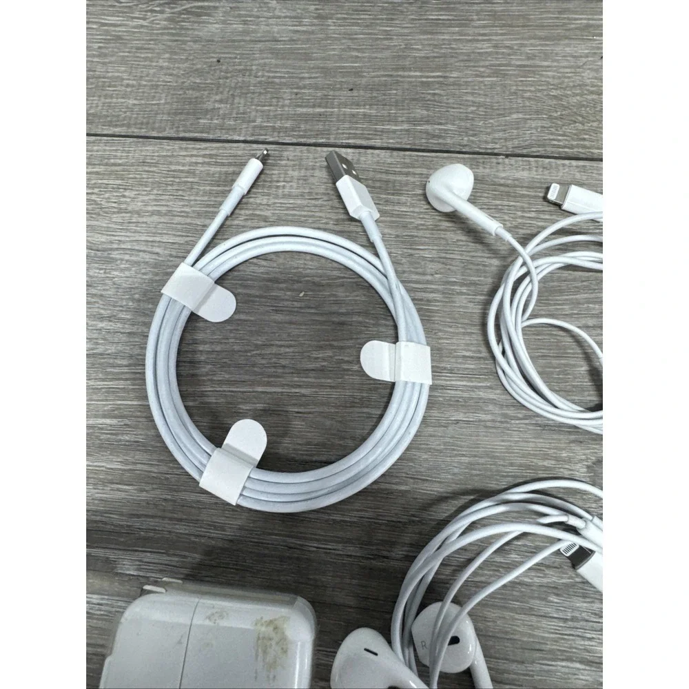 Apple 10W Genuine USB Wall Power Adapter Charger Lightning Cable for iPad iPhone
